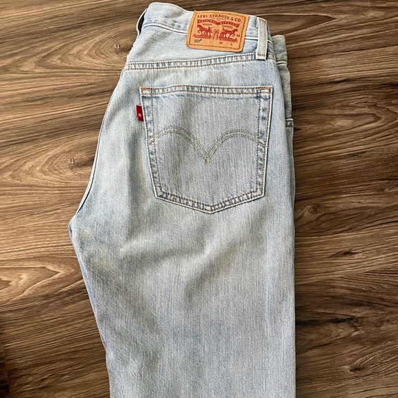 Levi's Denim - Levi's Women's Light Blue Straight Leg Jeans